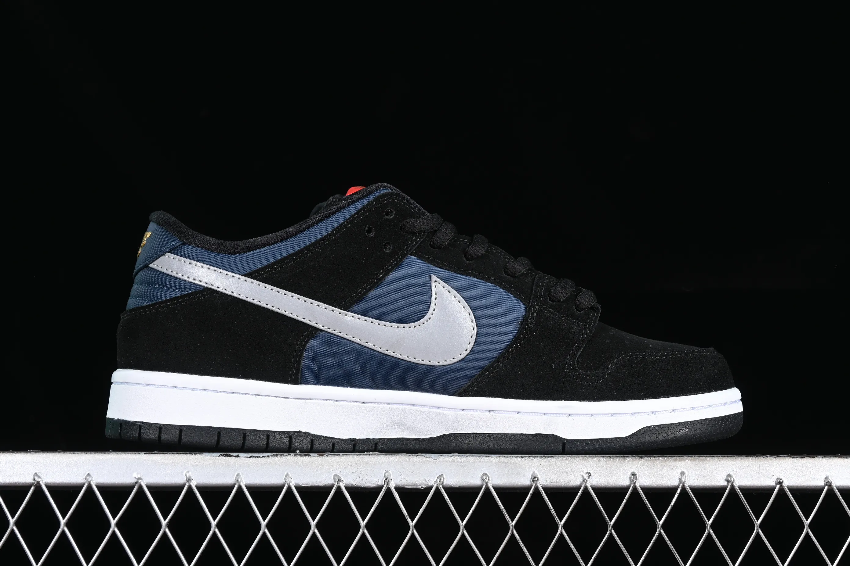 All categories Nk SB Dunk series Nk SB Dunk Low low-top sneakers Nk SB Dunk Low SB low-top casual sneakers 304292-035